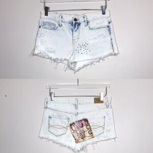 Abercrombie & Fitch Distressed Jean Shorts size 27